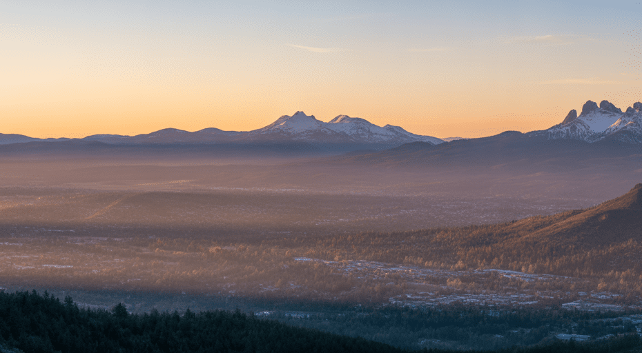 Sunrise view of Bend Oregon from Pilot Butte